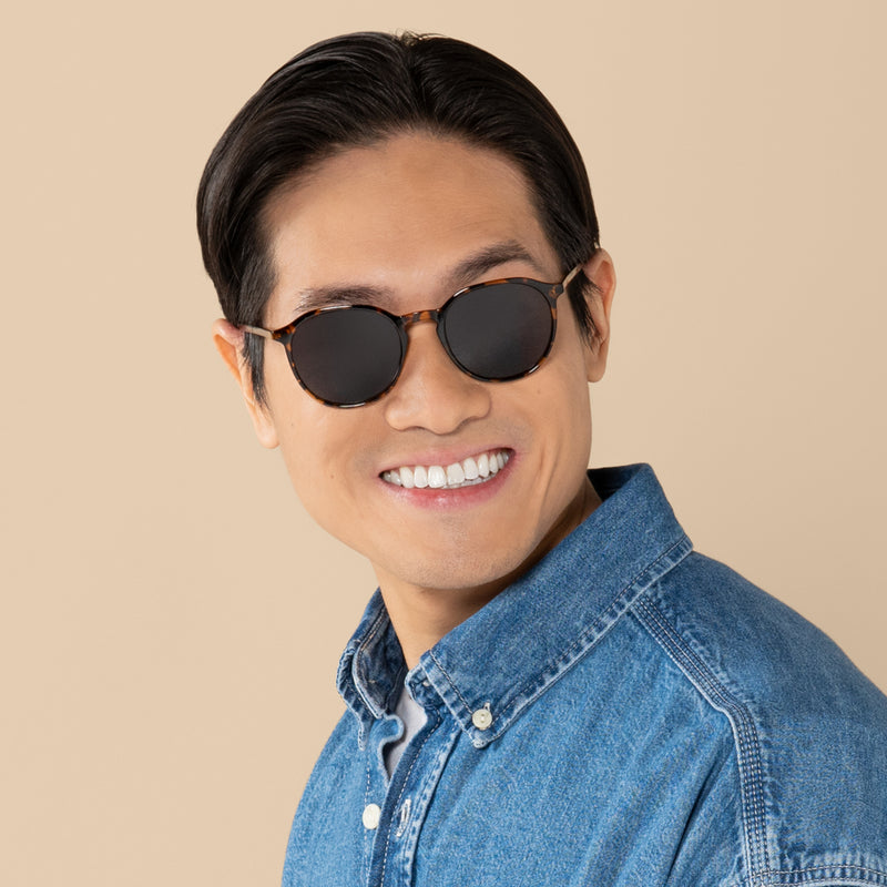Reading Sunglasses - The Wyatt Bifocal-Style Reading Sunglasses - Bifocal - Image 6