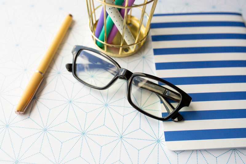 The Brody Blue-Violet Light Reader