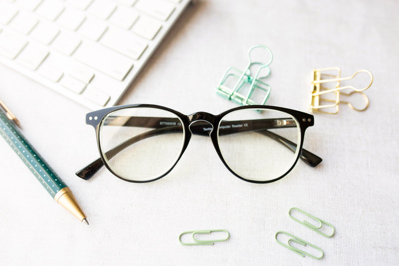 The Cole Blue-Violet Light Reader