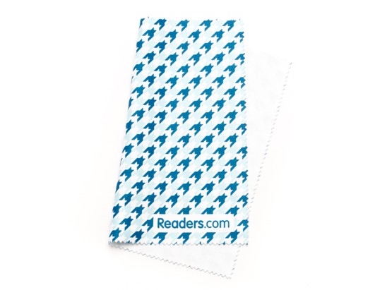 Angle of Readers.com Microfiber Lens Cleaning Cloth in Blue Houndstooth, Women's and Men's  Cleaning Cloths