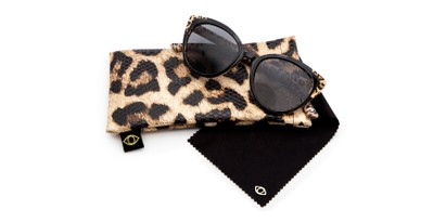 Detail of The Mayra Sun in Black/Leopard